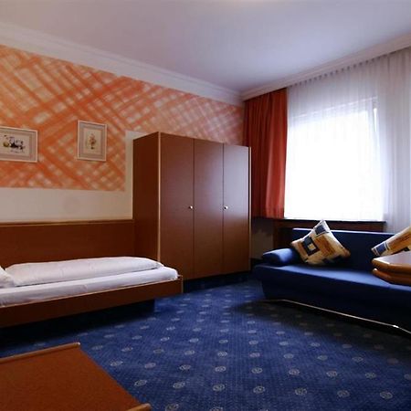 Hotelwelt Kuebler 卡尔斯鲁厄 客房 照片